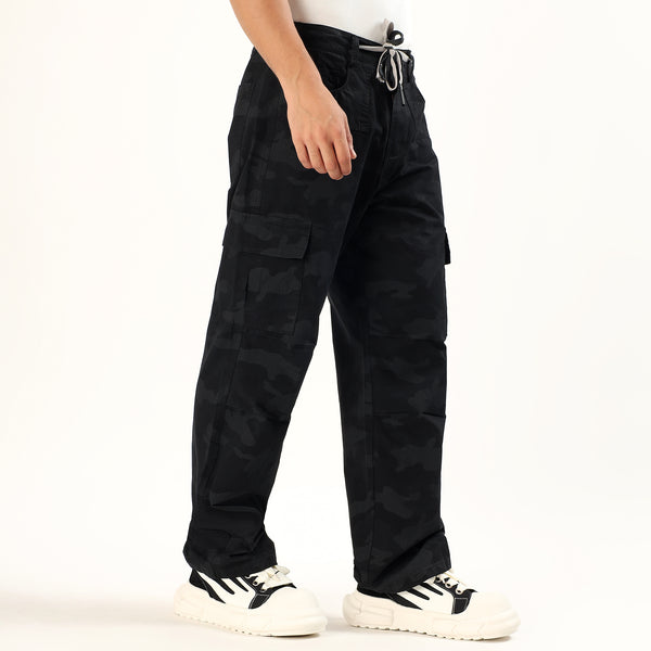 Urban men's black cargo pant