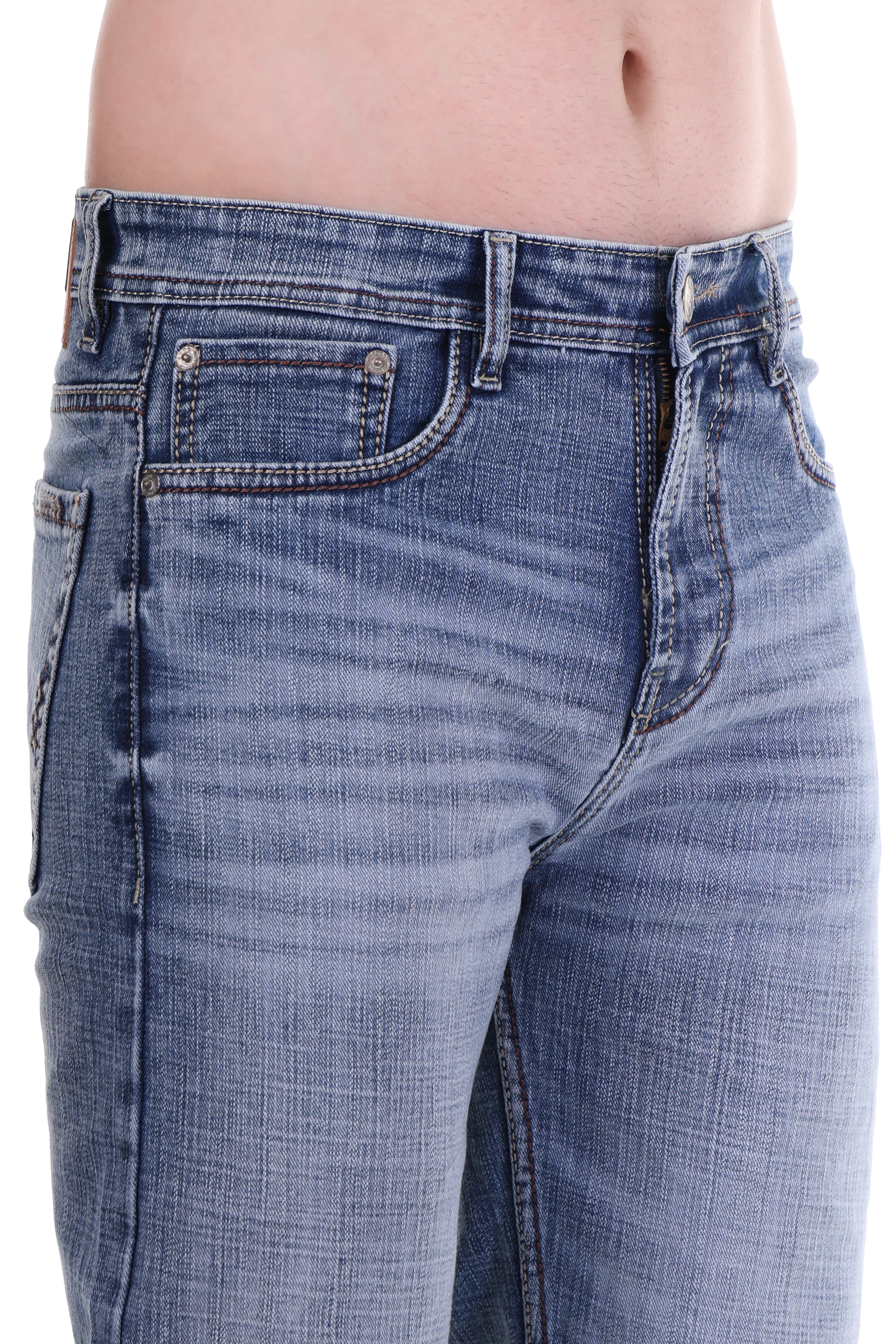 Light Wash Straight Fit Jeans